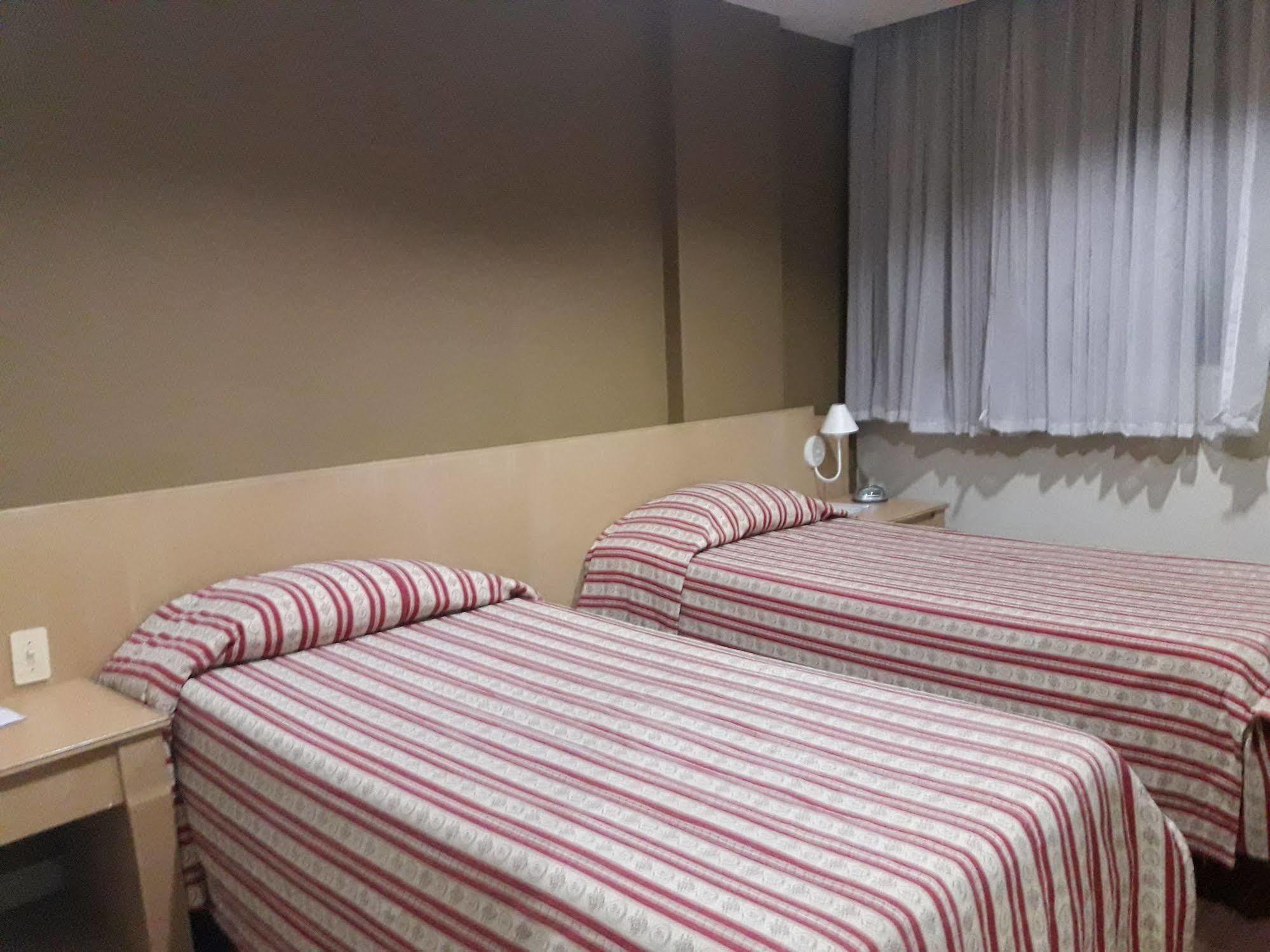 Master Express Alberto Bins - 200 Metros Do Hospital Santa Casa 3* Porto Alegre